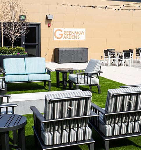 lawn area at Rose Senior Living Carmel